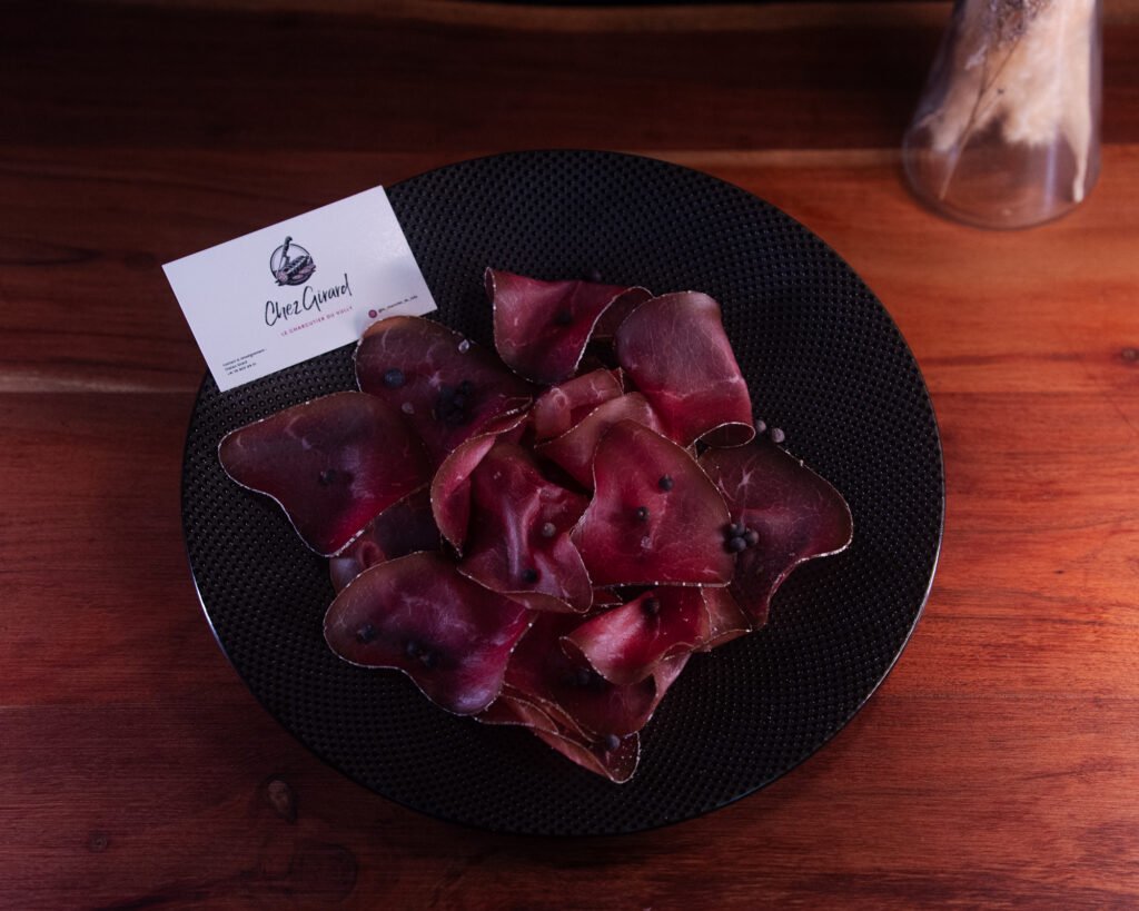 Boeuf coupé en tranches sur plat - Le Charcutier Du Vully